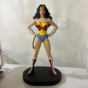 VTG Wonder Broad Studios Statue Wonder Woman 1999 - Picture 1 of 11