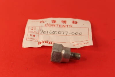 Parafuso de braçadeira silenciador NOS Honda fabricante de equipamento original 66 e 69-79 CT90 80-86 CT110 90165-077-000 - Imagem 1 de 4