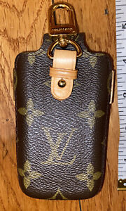 Louis Vuitton mens monogram classic vintage phone case pre owned authentic