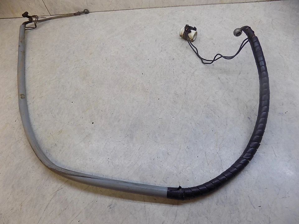 Manguera de línea de freno delantero ATK 406 1990 Foto 1 de 1