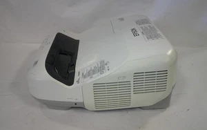 Epson H602A PowerLite 585W WXGA 3LCD Projector (3314 Lamp Hrs) (B0849) - Afbeelding 1 van 11