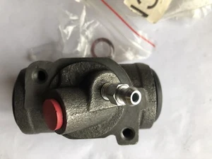 LH 1968-74 Front Wheel Cylinder For GM Firebird Camaro GTO 9 1/2 Inline Tube New - Picture 1 of 3