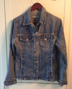 Nadine Jeansjacke groß blau gebraucht JEANSJACKE LARGE BLAU KNOPFVERSCHLUSS GEBRAUCHT - Bild 1 von 12