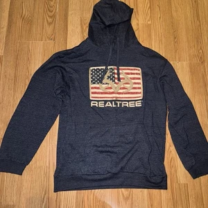 Men’s Realtree Hoodie - Picture 1 of 3