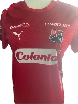 Camiseta Puma Juvenil Niño Mediana Roja Gráfica Colanta Foto 1 de 4