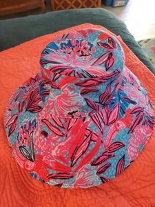 NEW Lilly Pulitzer Ruby Red Wild Times Pink Red Blue Sun Hat OS NWOT Beach - Picture 1 of 9