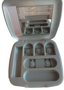 Lápiz labial Mary Kay Signature Platinum compacto personalizado sin relleno para ojos y mejillas - Imagen 1 de 6