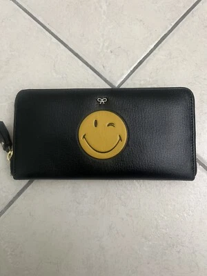 Cartera Larga Anya Hindmarch Negra Amarilla Emoji Olor Cara Cremallera Cuero Foto 1 de 4