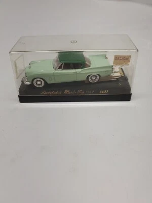 SOLIDO DIE CAST ESCALA 1/43 STUDEBAKER TAPA DURA #4522 Foto 1 de 4