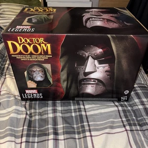 NIB Fantastic Four Marvel Legends Doctor Doom Premium Roleplay Helmet Prop - Picture 1 of 4