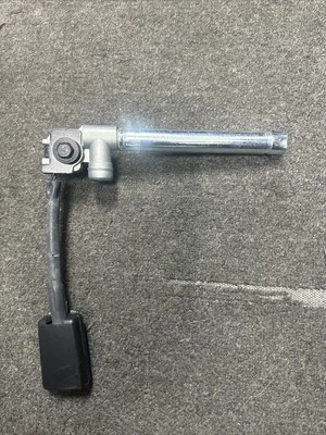 2009-2017 BUICK ENCLAVE FRONT DRIVER PRE-TENSIONER (LH)P PN:19329399 - Image 1 of 3