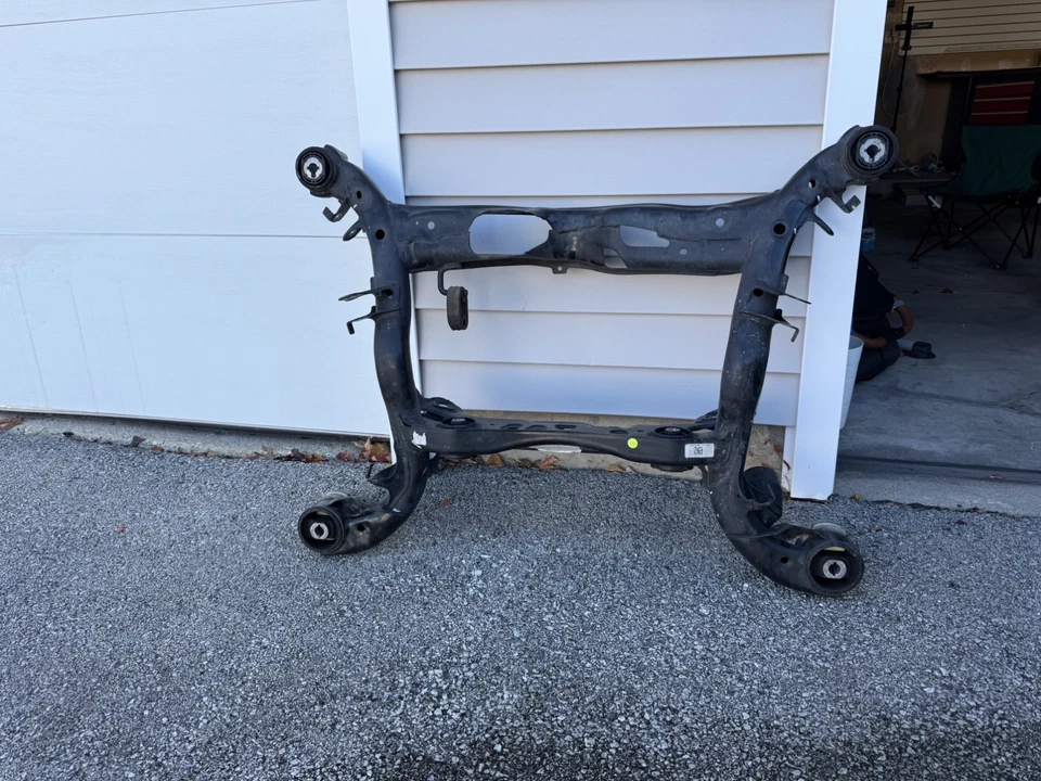 18-23 AUDI Q5 Suspensión Trasera Crossmember 80A505235S Foto 1 de 4