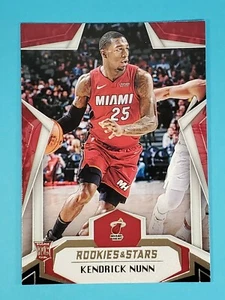 2019-20 Panini Chronicles Rookies & Stars radiocontrol Kendrick Nunn Miami Heat #686 - Imagen 1 de 2