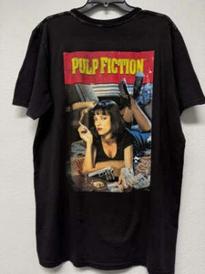 Camiseta Pulp Fiction/Licencia Logotipo Frontal Póster Retroimpresión Dos Caras Genial Camiseta - Imagen 1 de 4