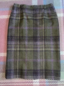 The House of Bruar Green Check 100% Pure New Wool Pencil Skirt Size 14 Lined - Picture 1 of 13