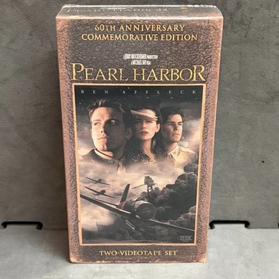 Pearl Harbor VHS 60th Anniversary Commemorative Edition 2 Set Ben Affleck - New Foto 1 de 4