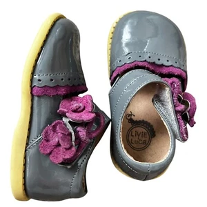 Livie & Luca Shoes Toddler Baby Girl Size 5 Gray Mary Jane Patent Leather Flower - Picture 1 of 9