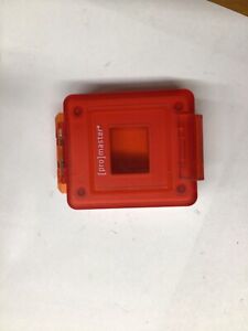 PROMASTER UNIVERSAL MEMORY CARD CARRYING CASE - WEATHERPROOF NOS