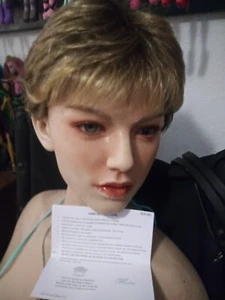 Raquel Welch Signature Collection WINNER Size AVG, Color R11S+ Glazed Mocha WIG - Picture 1 of 6