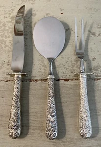 S Kirk & Sons, Inc. - Repousse - Plata de ley - Utensilios para servir - Imagen 1 de 3