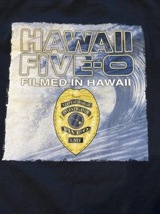 Hawaii Five 5-0 PI Shield Large 2 SidedT-Shirt Filmed on Location Honolulu - Picture 1 of 7