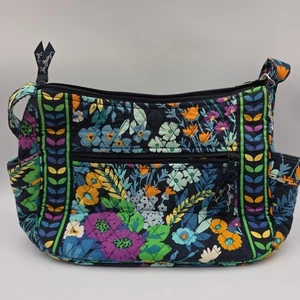 Vera Bradley mittelgroße Umhängetasche/Schultertasche im Ruhestand mit Blumenmuster - Bild 1 von 14