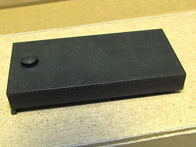 P522-075 OIL TENDER TOP IN BLACK FOR IHC & MEHANO TENDERS HO 1:87 SCALE NEW - Image 1 of 3