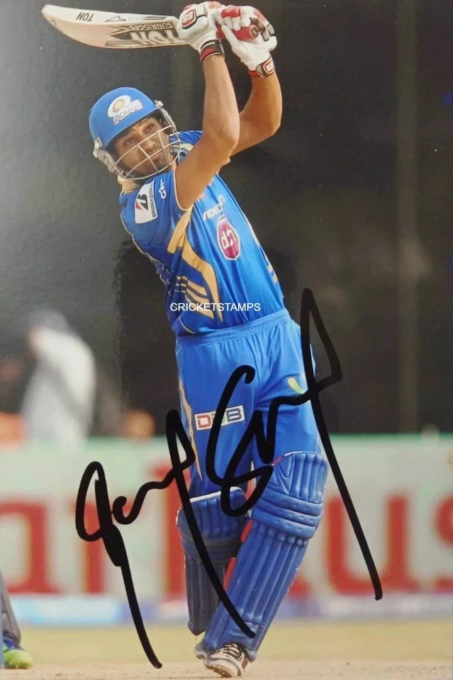 ROHIT SHARMA INDIA CRIKET ICON SIGNED GLOSSY REPRINT 8"X11" PHOTO . #1 - Image 1 of 1