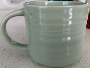 PRE-LOVED 2014 Starbucks 14 oz. 414ml Light green 3D stoneware mug Thailand-made