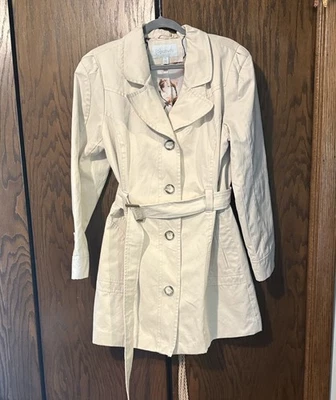 Relativity风衣,尺寸 XL — 第 1/4 张图片