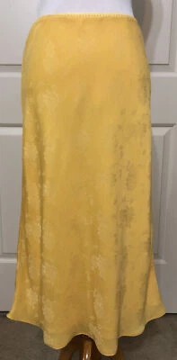 NWT Chelsea & Violet size M yellow gold pull on skirt $78 - Image 1 of 4