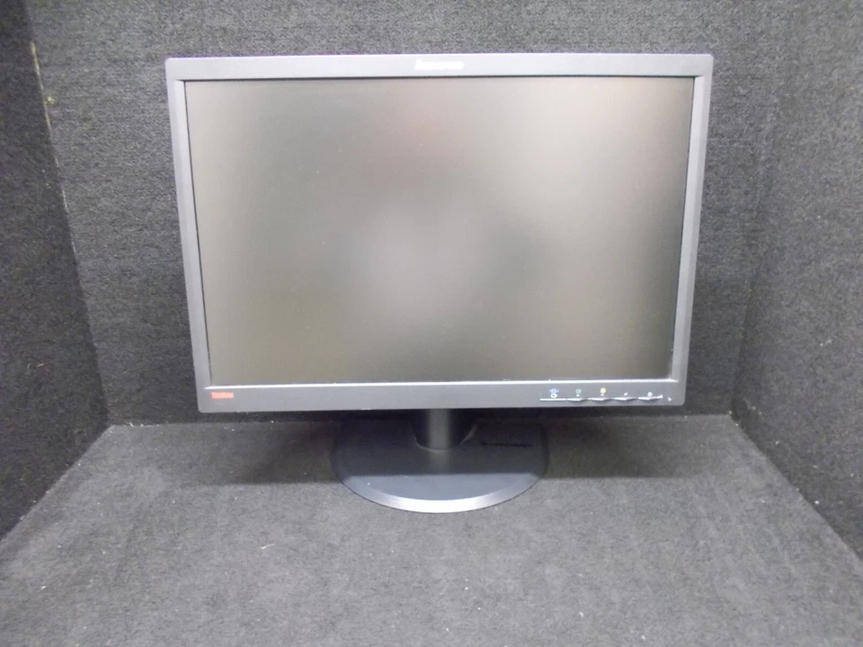 Lenovo 2252P 55,9cm (22'') Monitor WSXGA+ PIVOT 1680*1050 16:10. #IK-607 - Bild 1 von 3