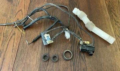 04-08 讴歌 TSX 原始设备制造商挡风玻璃清洗机液体零件管和电机 — 第 1/4 张图片