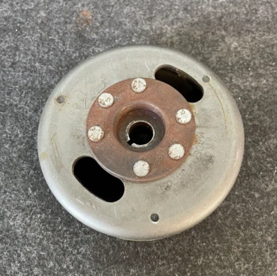 Conjunto de rotor Kawasaki Magneto G3SS G3TR G4TR KV100 MC1 21002-1055 Foto 1 de 3