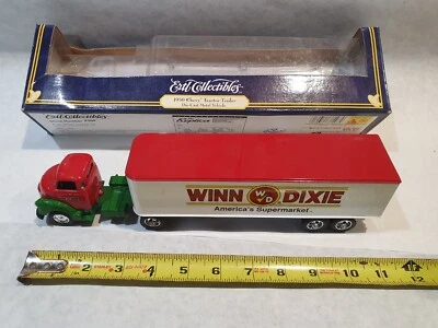 Remolque tractor Chevy COE 1995 Ertl Collectibles F534, 1950 Winn Dixie Grocery Foto 1 de 4