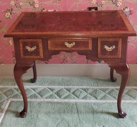 Hard to Find Ethan Allen Queen Anne Ornate Burled Wood Desk Cover