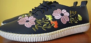 Mexican Primavera Embroidered Flower/Floral Canvas/Tennis Shoes-Navy Blue - Picture 1 of 5