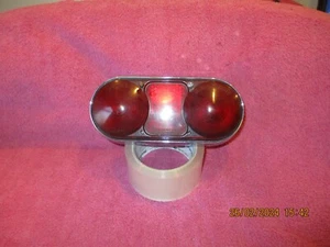 1970-1972 VOLVO P1800 OEM RIGHT TAILLIGHT SOCKETS MADE IN ENGLAND FREE SHIPPING - Picture 1 of 12