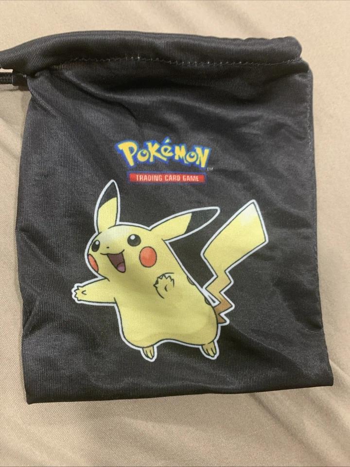 Bolsa de dados Pikachu promocional Pokémon Paradox Rift Foto 1 de 1