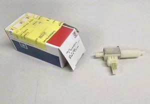 GENUINE GM 1645516 Cruise Control Valve Switch 1984-92 CAMARO FIREBIRD GRAND AM - Foto 1 di 7