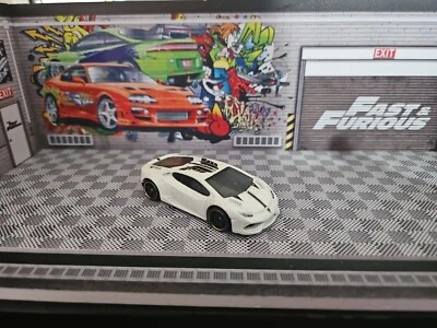 Hot Wheels Lamborghini Huracan перламутровый белый Xbox Forza Deco комбинированный почтовый сбор - Изображение 1 из 4
