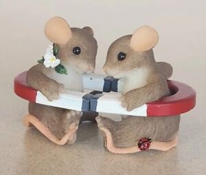 Charming Tails Opposites Attract Mouse Magnet Mice Figurine Fitz and Floyd