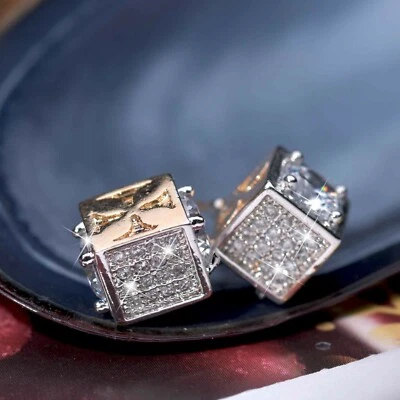 18k 2-tone gold gp 4-leaf clover Shamrock pattern stud square cube CZ earrings Foto 1 de 4