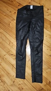 H&M Lederoptik Schwarze Hose W27/L30 - Bild 1 von 1