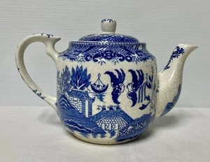 Vintage Teapot Blue & White Porcelain Churchill Willow Style Small Chip - Picture 1 of 14