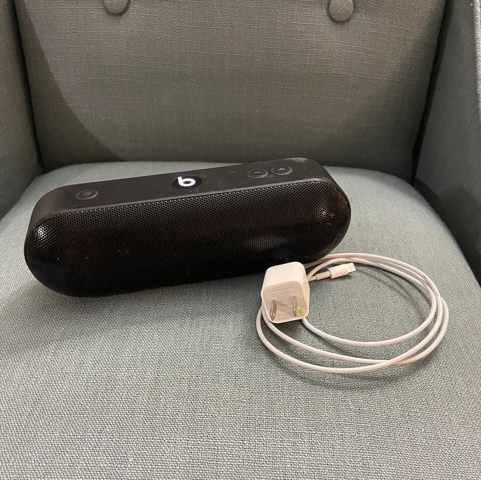 Alto-falante portátil Beats Pill+ sem fio preto Bluetooth modelo A1680 - VÍDEO TESTADO - Imagem 1 de 4