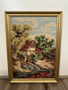 Vintage gerahmter Gobelin L Nadelspitze Mühle Szene wandhängend Wohndeko Oma Kern - Bild 1 von 19