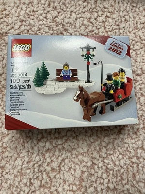 Lego 3300014 Christmas Set: 2012 Limited Edition - New & Sealed - Image 1 of 2