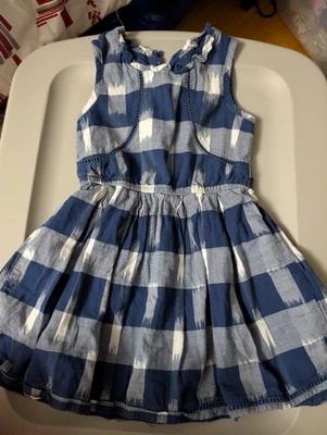 Lote de 2 vestidos OshKosh genuinos para niños, 4T Foto 1 de 4
