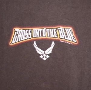 Camiseta negra "Cross Into The Blue" de la Fuerza Aérea de los Estados Unidos - XL - de colección 2005 y2k EE. UU. - Imagen 1 de 8